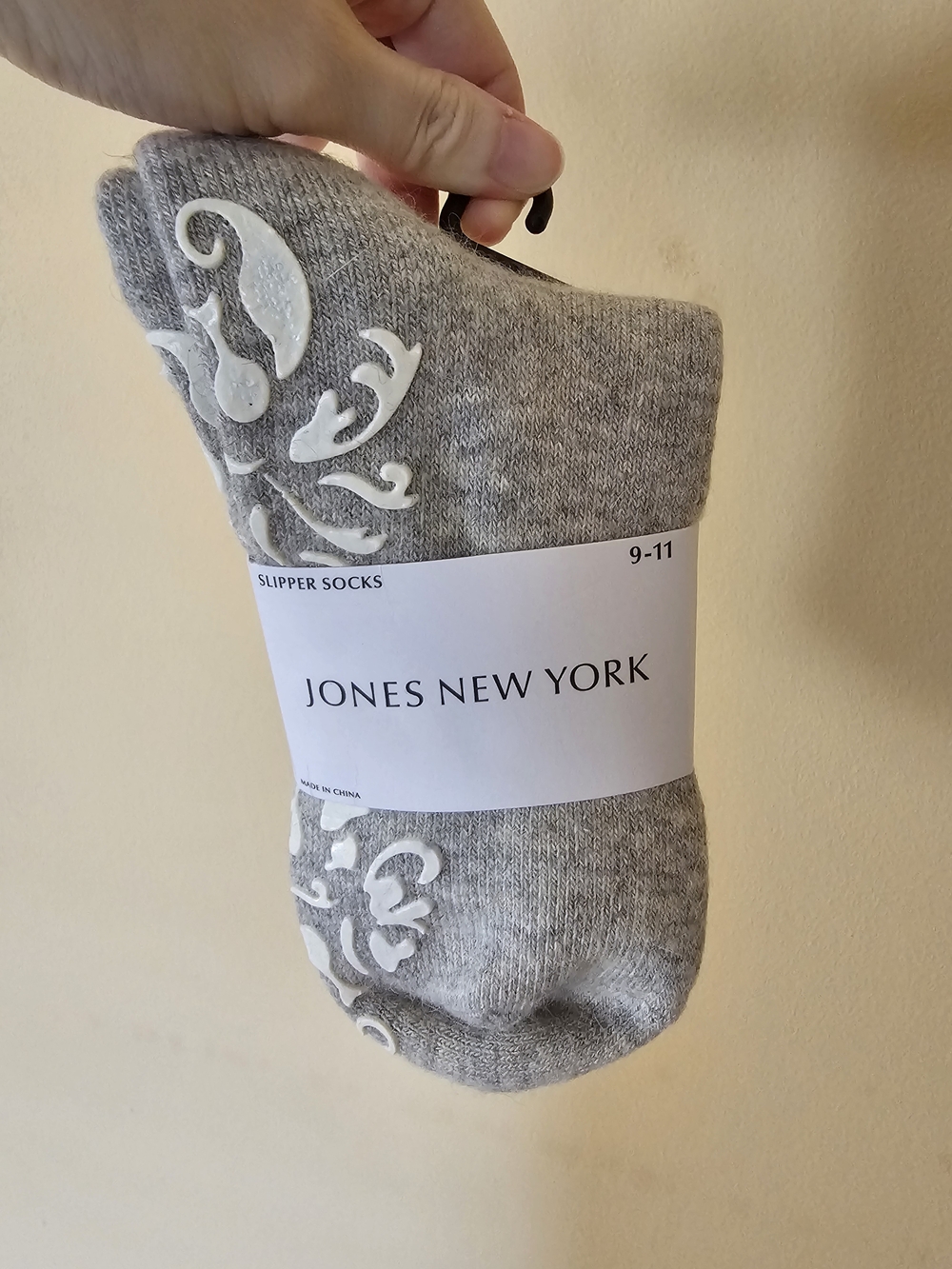 Jones New York Gray Slipper Socks - Women's Size 9-11